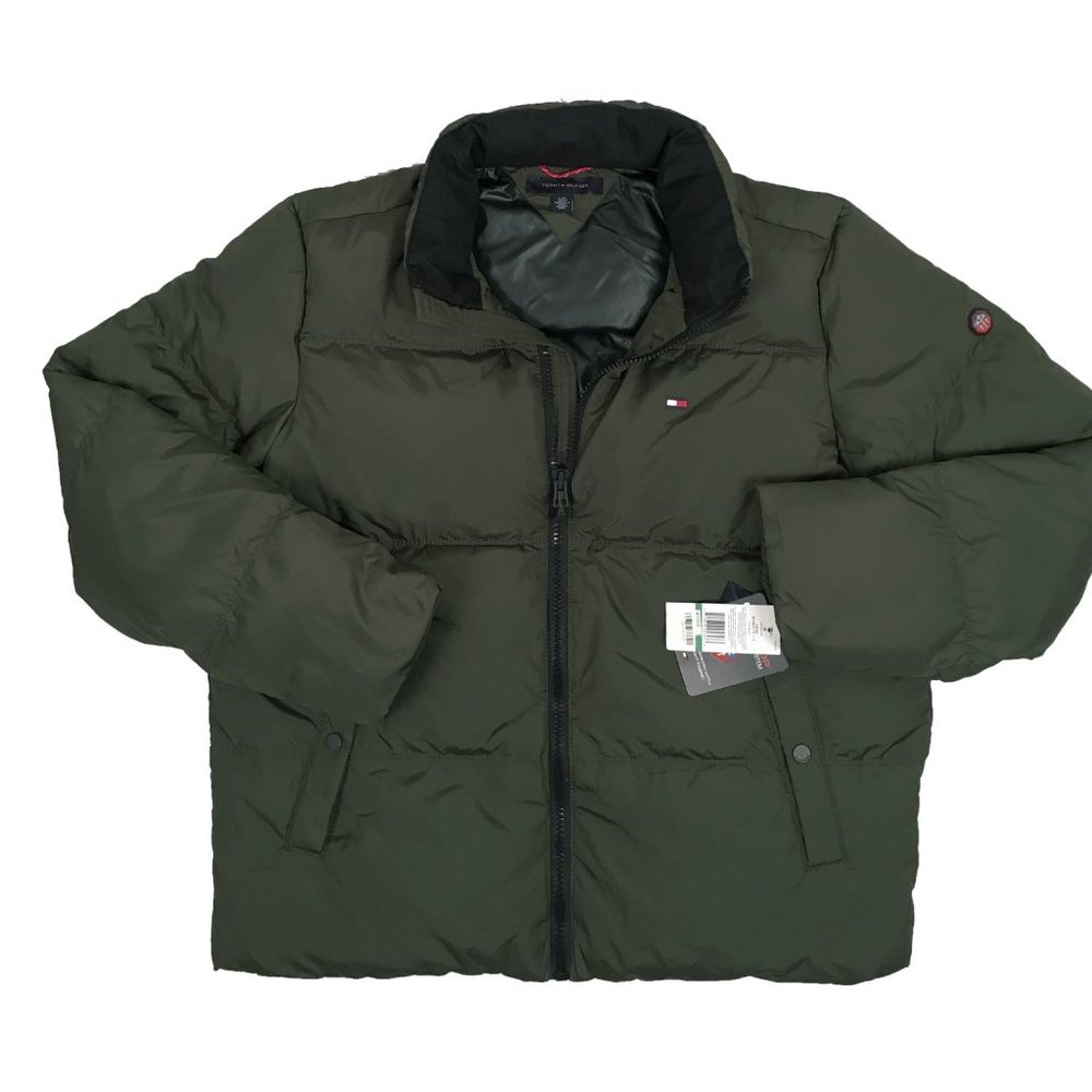 NEW Tommy Hilfiger Down Puffer Jacket! Green With Signature Tommy Flag on Chest